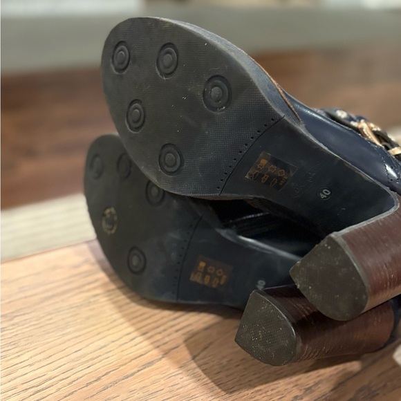 Mellow Yellow Heeled Boots - Picture 8 of 16